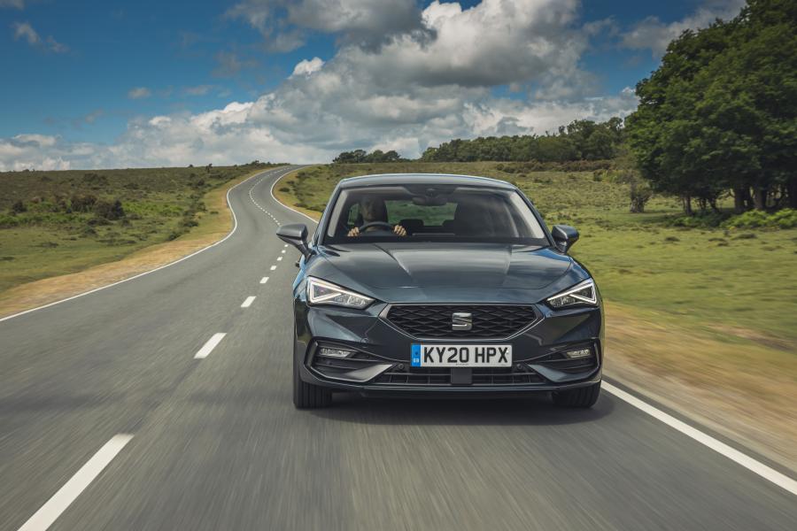  Seat Leon FR 2020 года  (UK) (фото 2 из 40)
